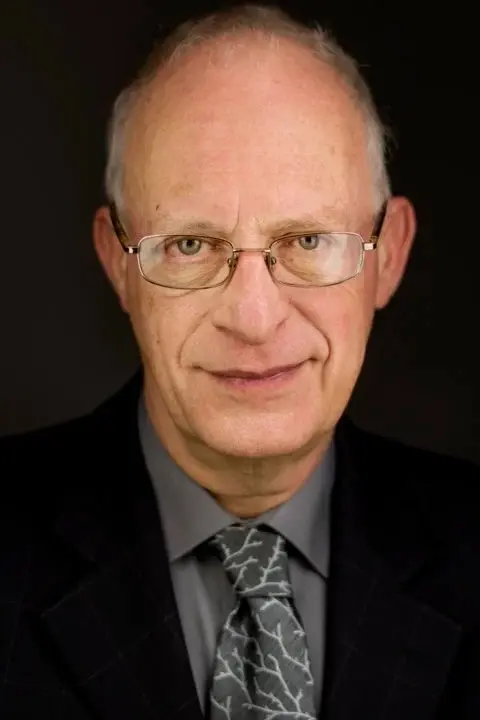 Portait of Sir Oliver Hart